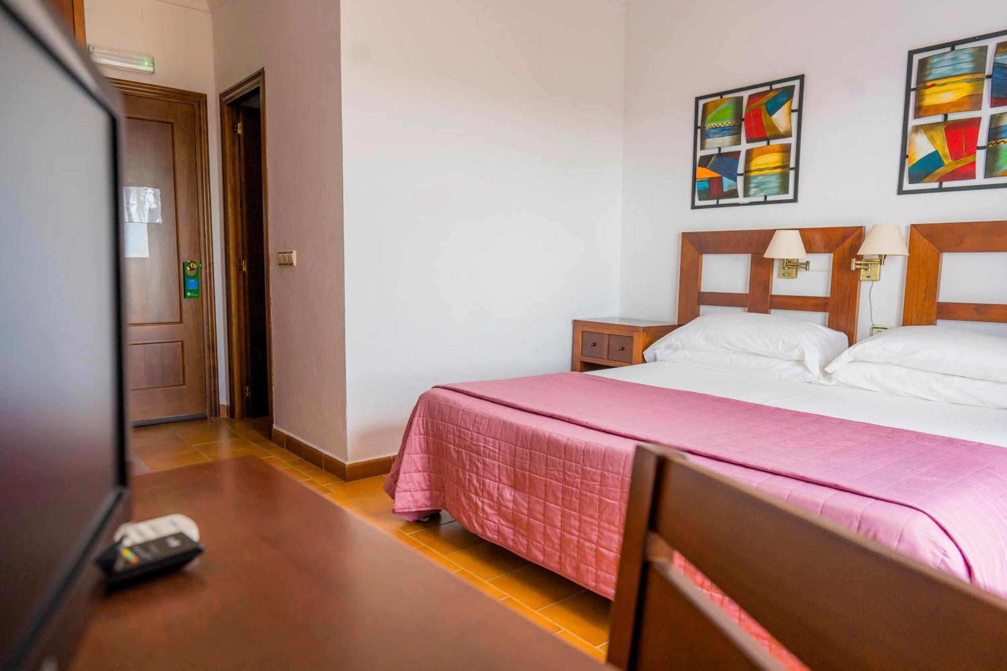 Complejo Los Veneros Santa Ana La Real Room photo